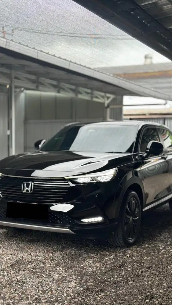 dijual HRV SE Hitam 2023