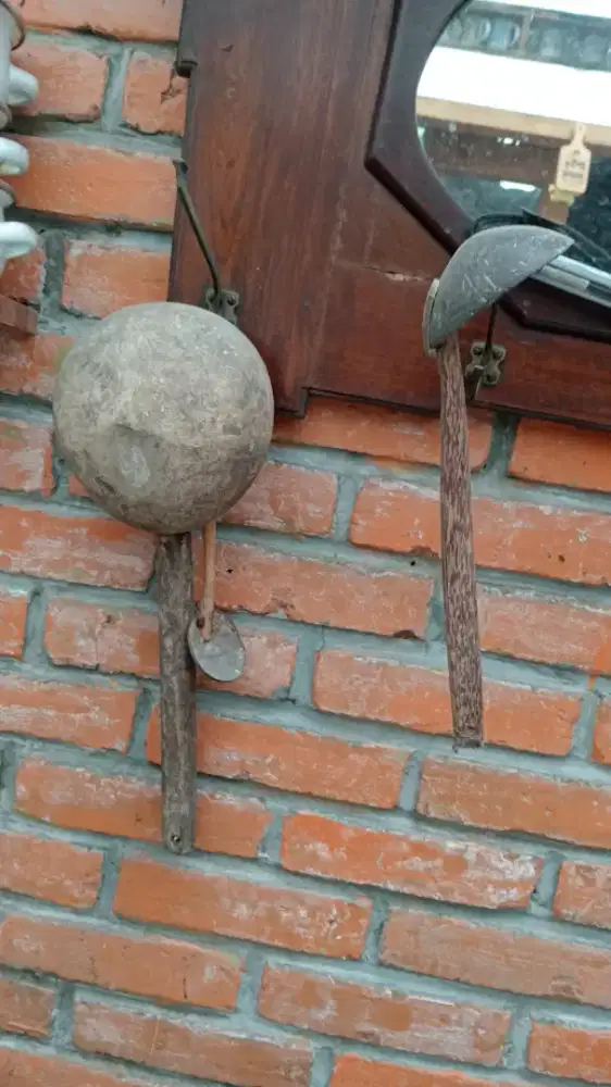 Produk antik toples nampan piring