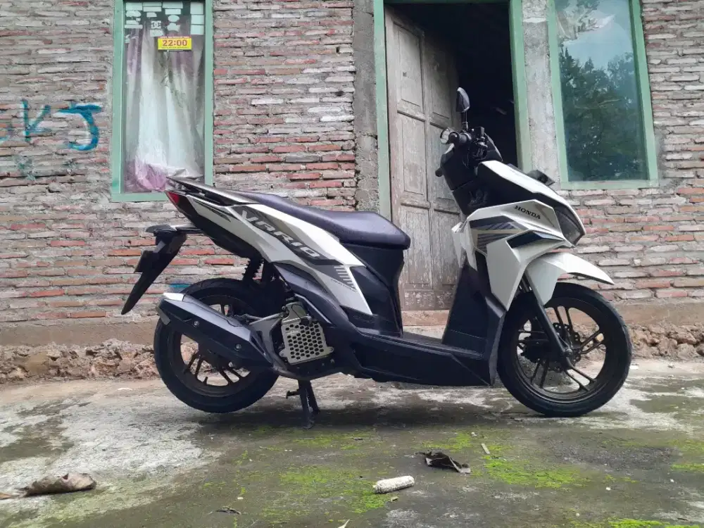 Vario 125 cbs iss