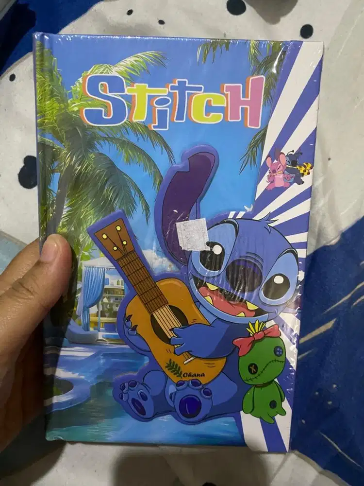 Buku Stitch tebal