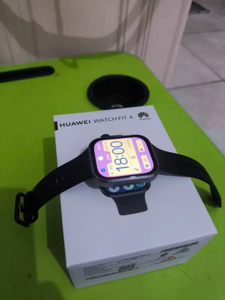WTS / JUAL Huawei Watch Fit 4 Normal Black (Masih Garansi Panjang)