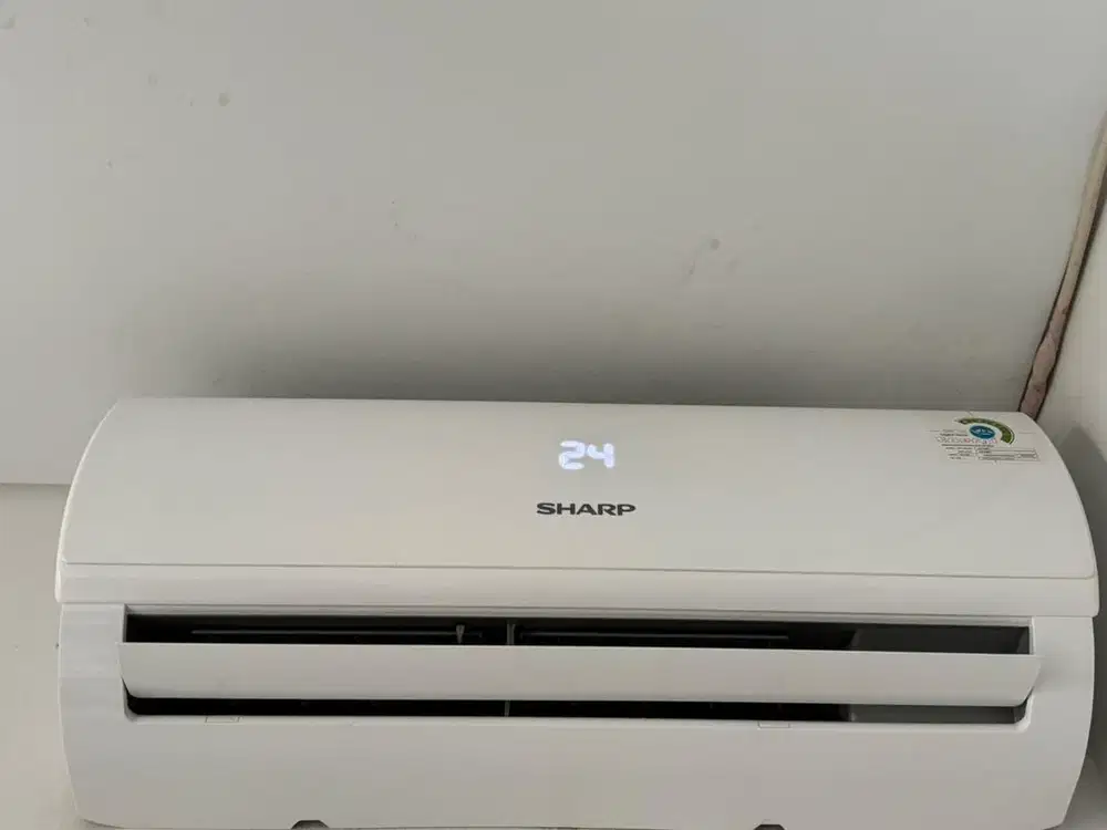 Jual AC 1/2 PK SHARP pemakaian 3 Bulan