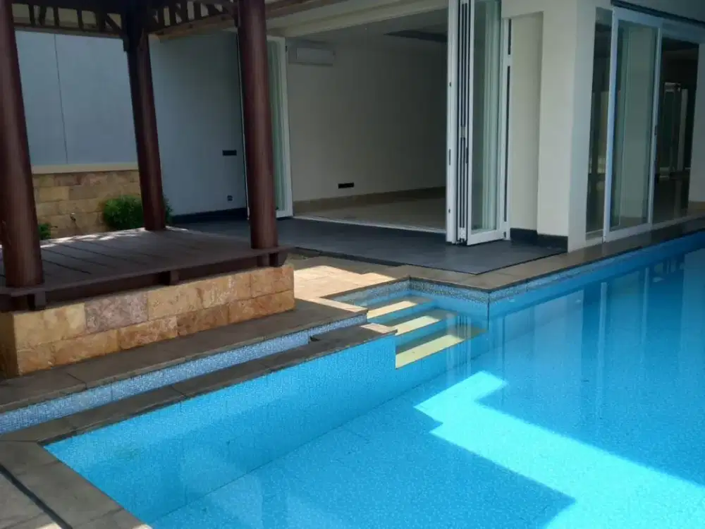 RUMAH MEWAH PRIVATE POOL DIJUAL DALAM CLUSTER  DI PEJATEN BARAT