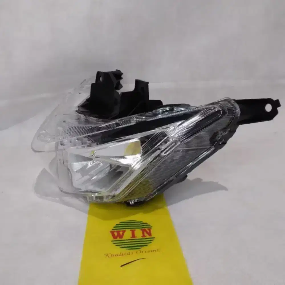 Reflektor lampu depan komplit LED HONDA beat New delux thn 2020-2024