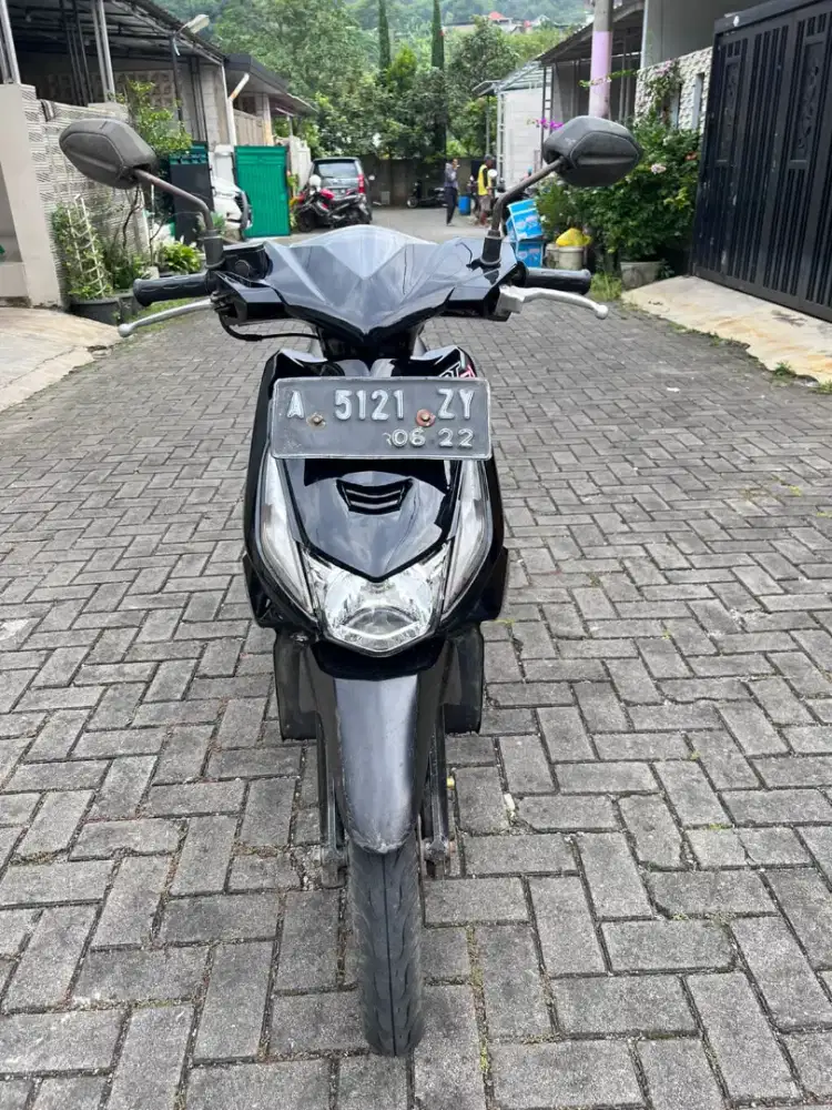 Honda beat tahun 2012 plat a