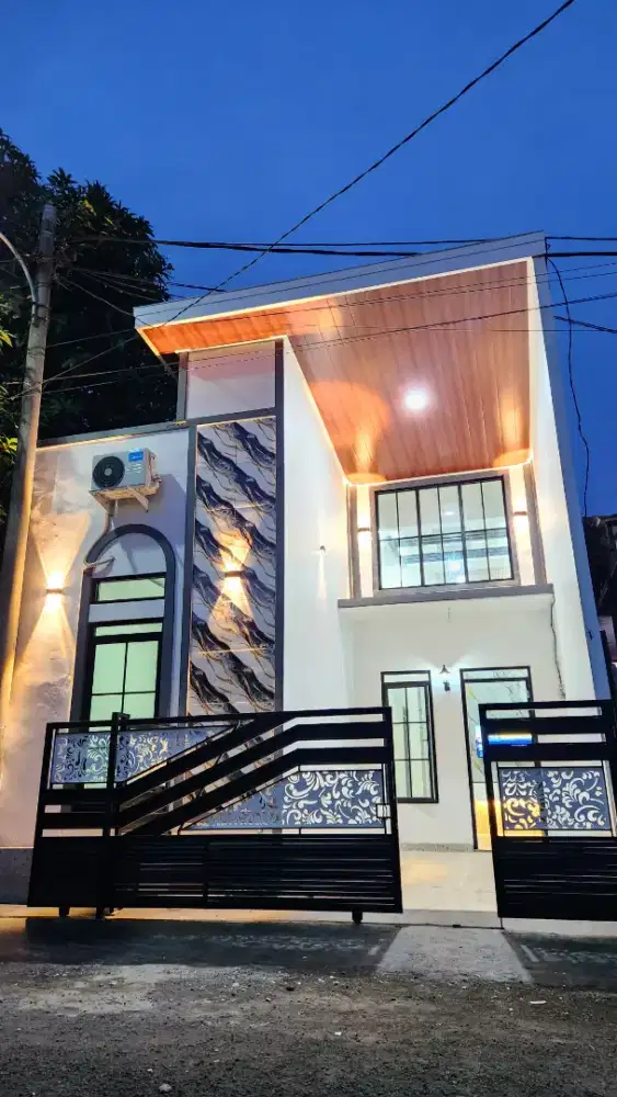 Dijual Rumah Gaya Modern Klasik semi furnish di Citra Indah City