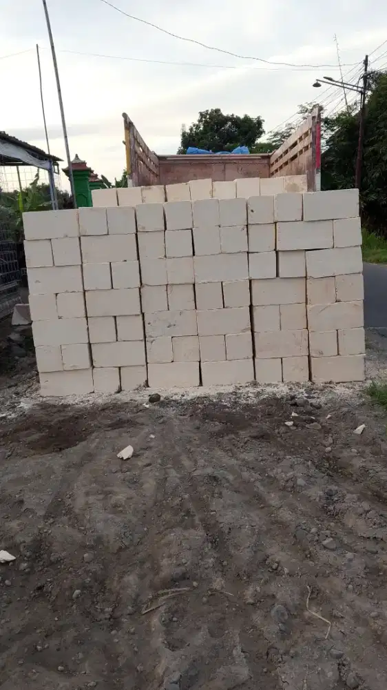 Batu kumbung buat pondasi