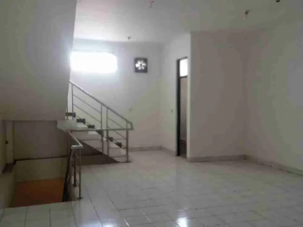 Disewakan Ruko Jalan Kopo Bandung