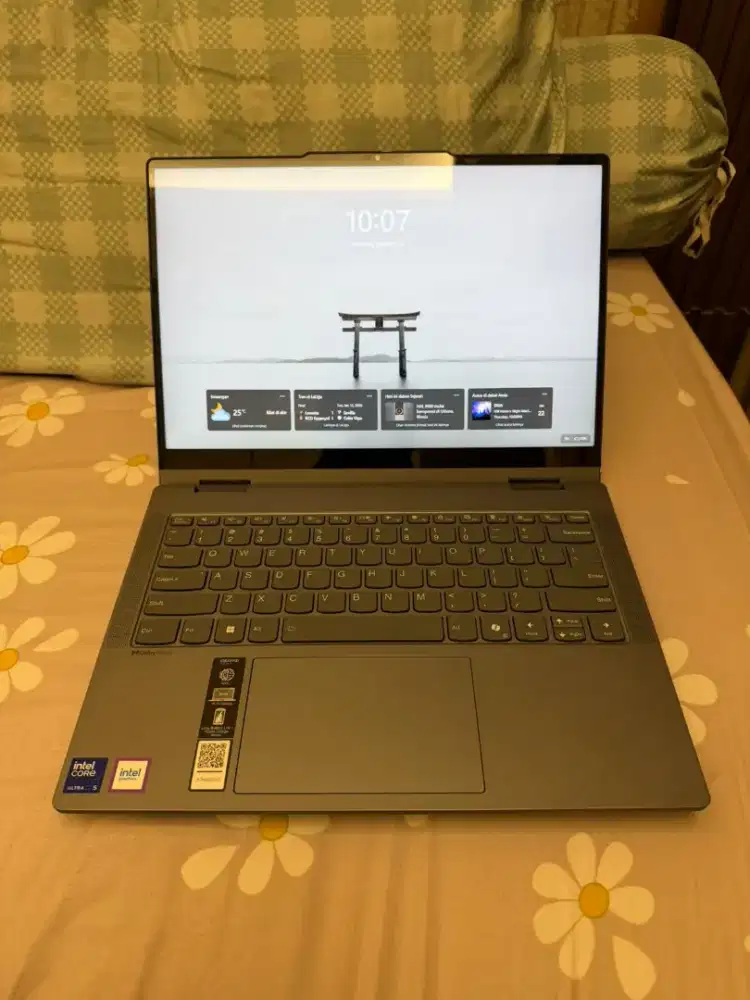 Lenovo Ideapad 5 2in1 Intel Ultra 5 225u