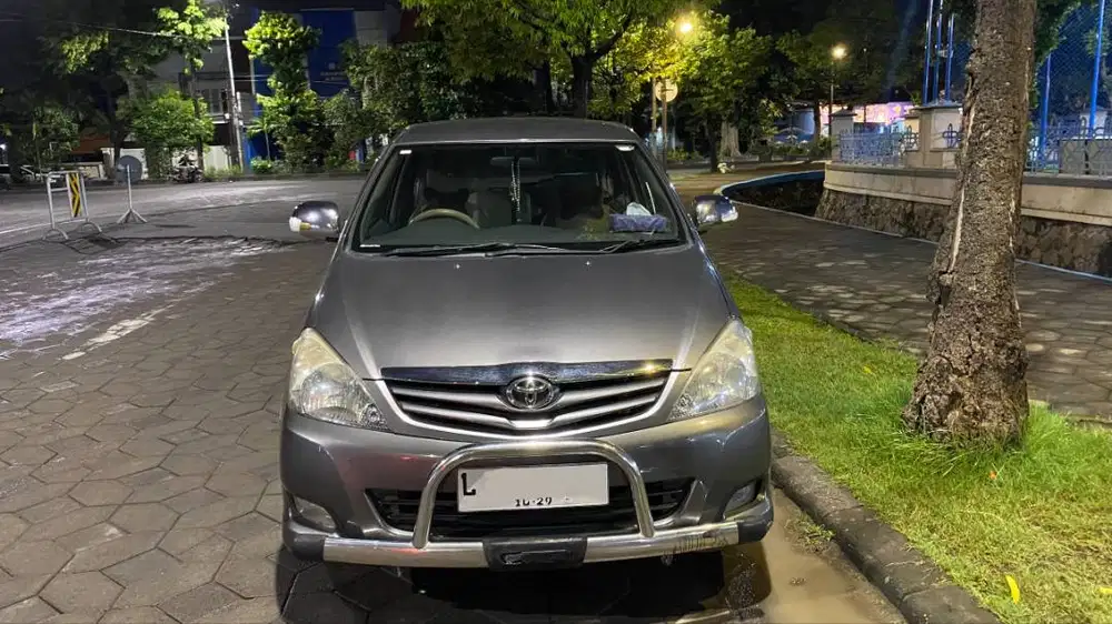 Toyota Kijang Innova 2.0 G (2009)