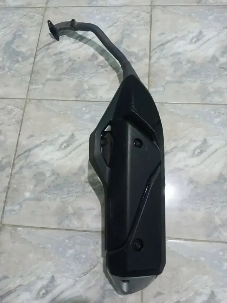 Knalpot standar vario 160 ori