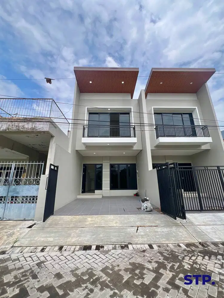 Rumah baru modern 2 lantai di Sutorejo Tengah  Lokasi dekat UNAIR, ITS
