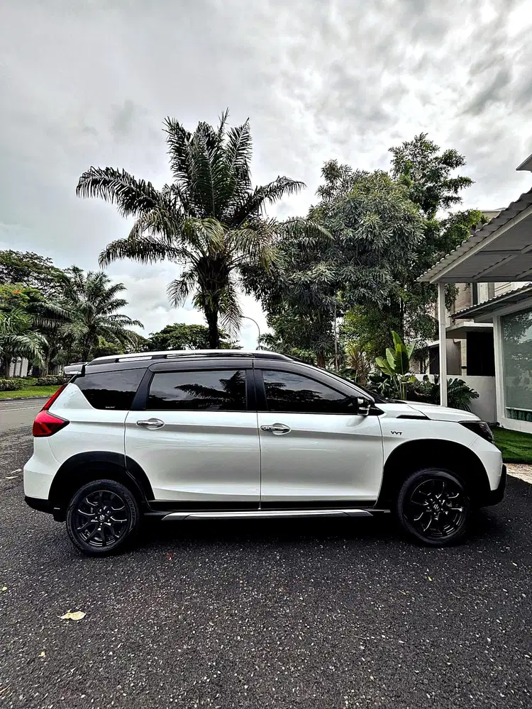 Suzuki XL7 2024 Bensin