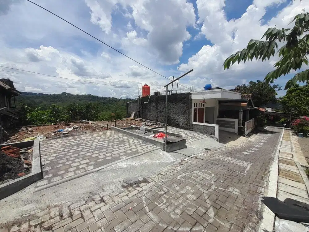 Tanah semarang kota view perbukitan hijau dekat Unika Stadion Jatidiri