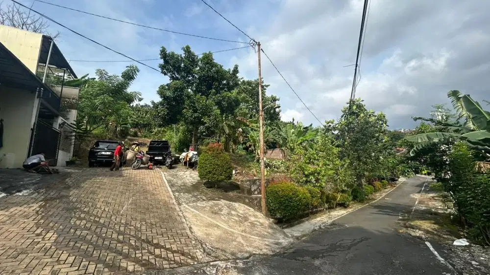Tanah semarang barat manyaran dekat simpanglima jalan lebar