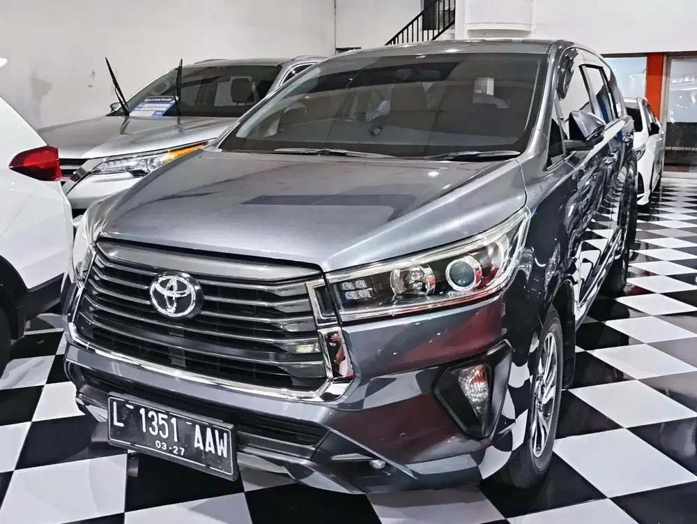 INNOVA REBORN V 2.4 LUX DIESEL 2022 AUTOMATIC