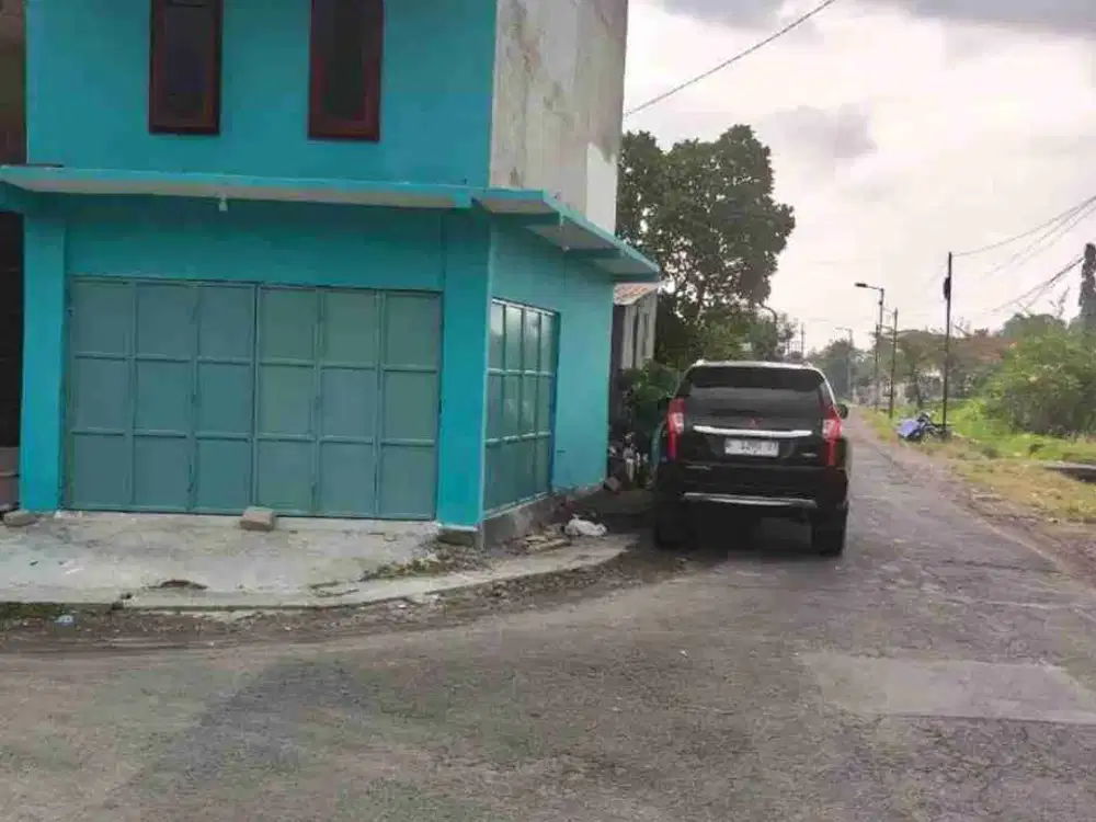 Ruko siap huni nol jalan raya Tulangan Sidoarjo