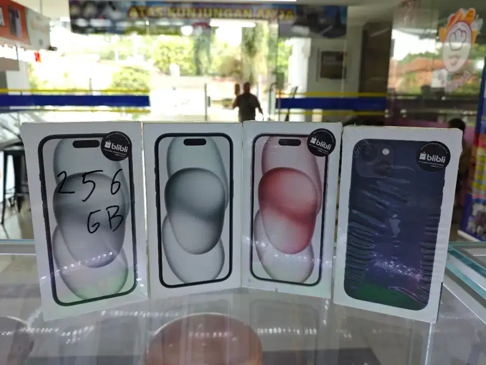 Iphone 15 256gb BNIB garansi resmi tAm ibox gdn blibli