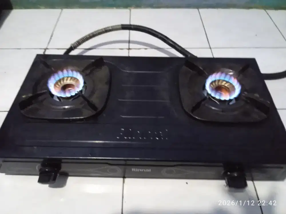Kompor gas RINNAI 2tungku RI-202S
