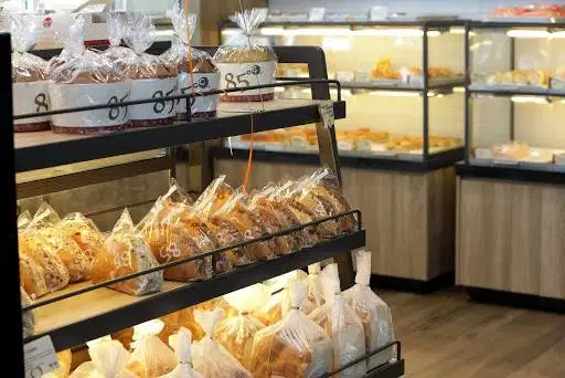 Dicari Karyawati SPG Toko Kue Roti Penempatan Daerah Surabaya Timur