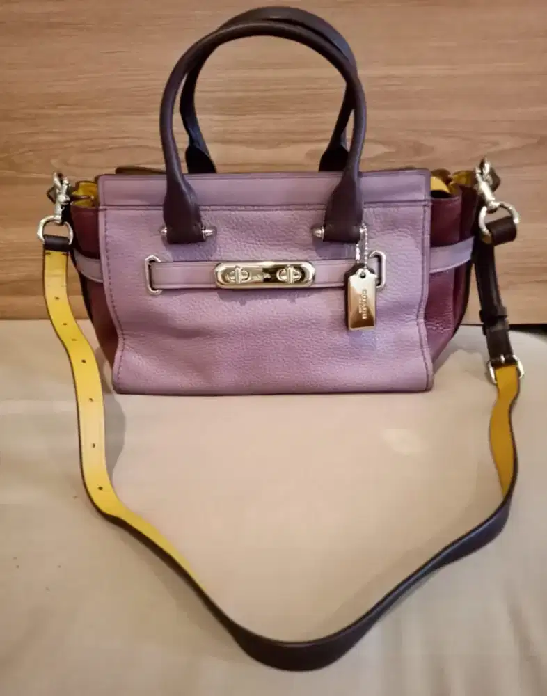 TAS COACH PRELOVED