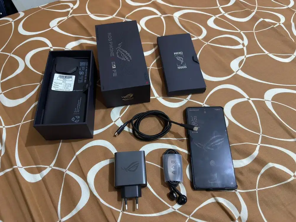 Asus ROG phone 9 FE 12GB / 256GB