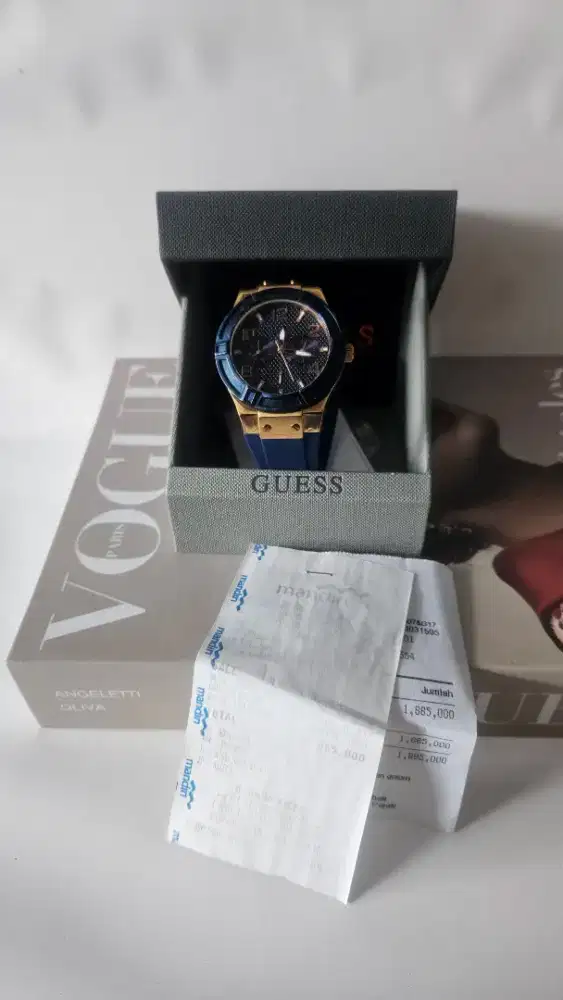 Jam tangan Guess Navy