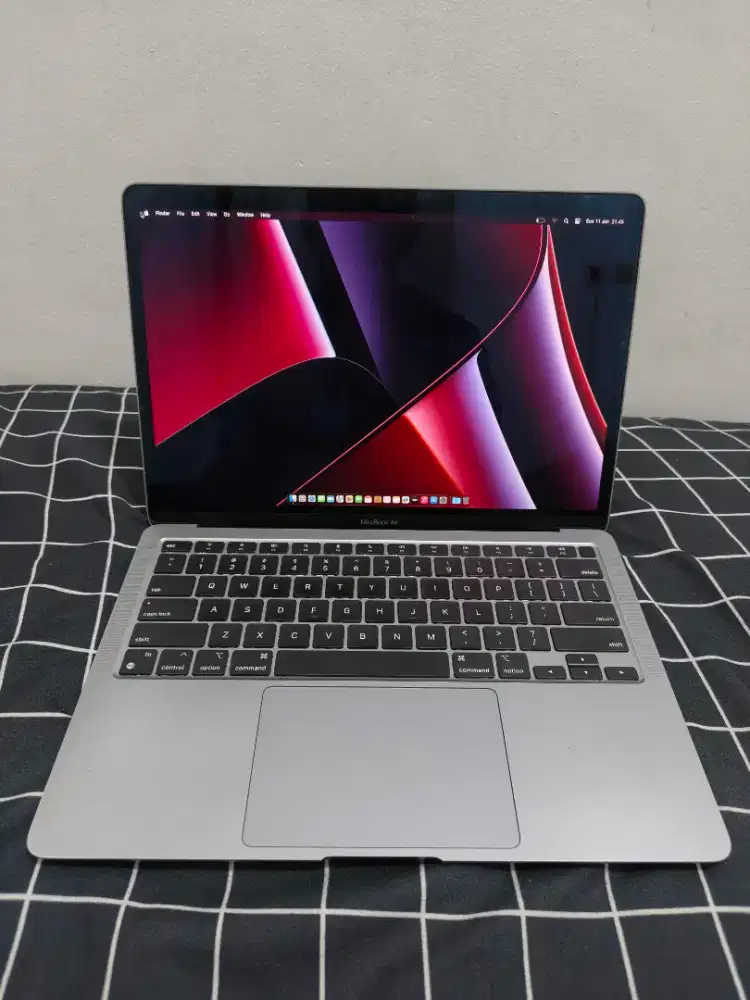 Macbook air m1 2020 8gb/512gb