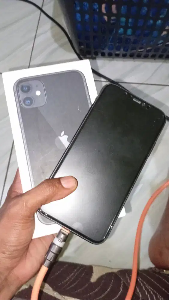 Hpnya mati. Suda service sekitar 1 juta. Sempat hidup tapi mati lagi.