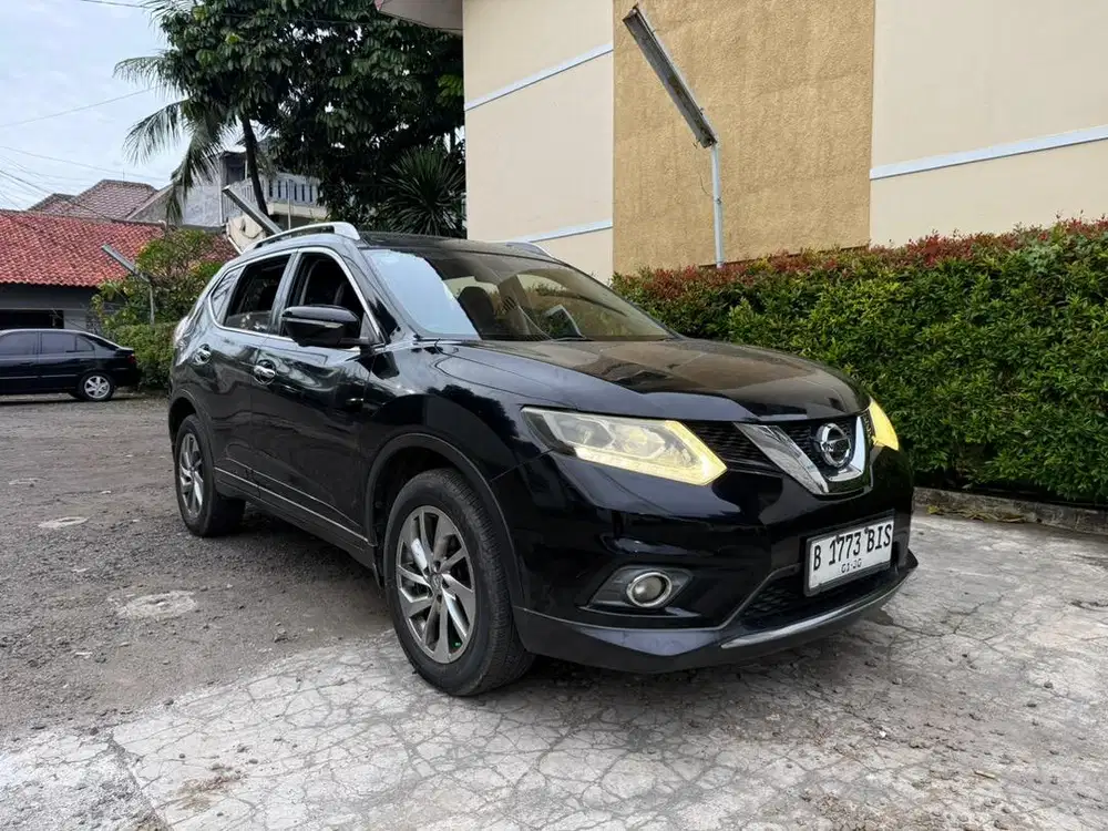 NISSAN XTRAIL 2.5 CC 2015 MURAH