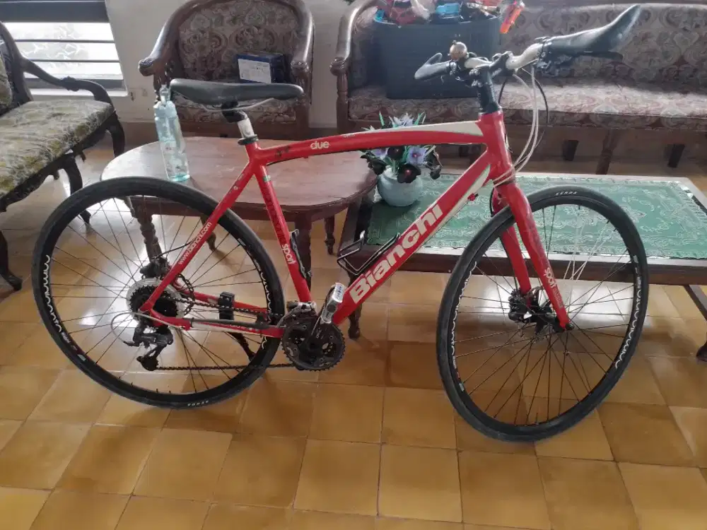 Sepeda Bianchi masih utuh