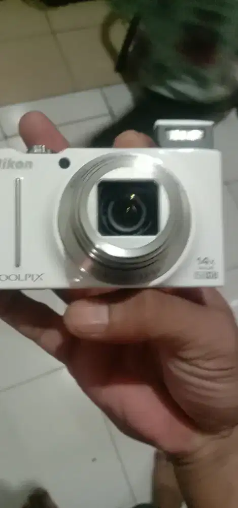 Camera Nikon coolpix S8200