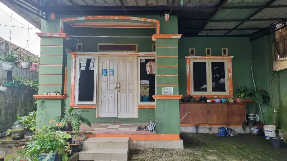RUMAH 2 BANGUNAN