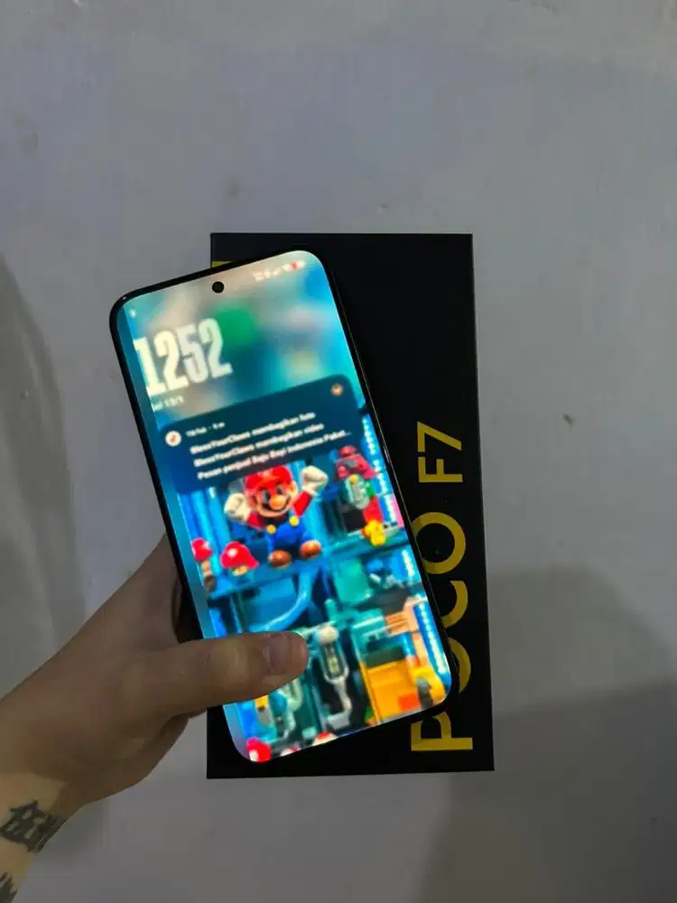 Poco F7 12/512GB