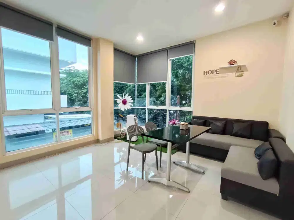 Ruko Huk 3 Lantai Baru Renovasi Dekat Mall Kelapa Gading