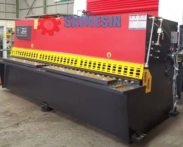 MESIN SHEARING PLAT 8 MM X 3200 MM