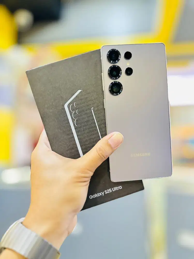 Samsung S25 Ultra 12/256 Like new