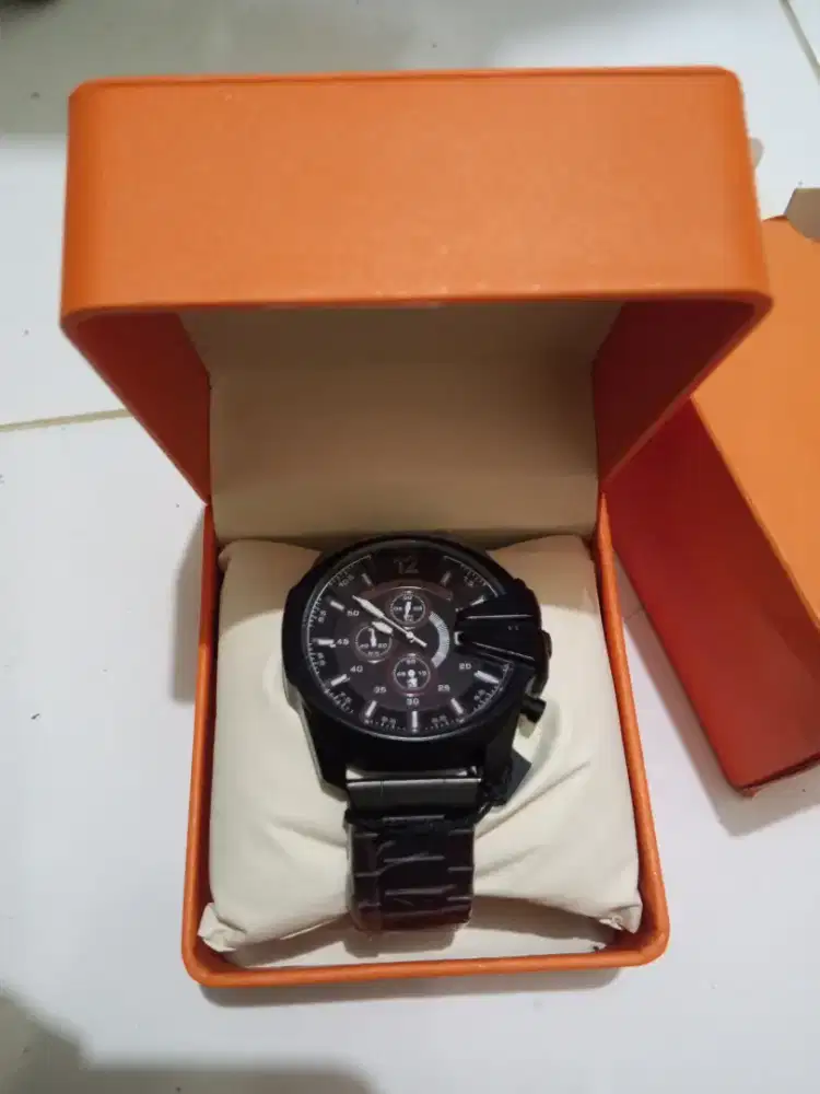 Jam Tangan Cristiano Aille