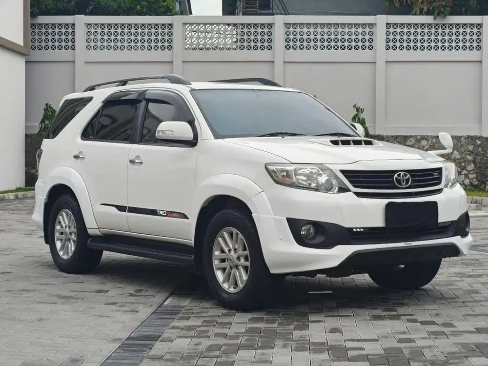Toyota Fortuner G AT Diesel AT 2013 Pajak Panjang