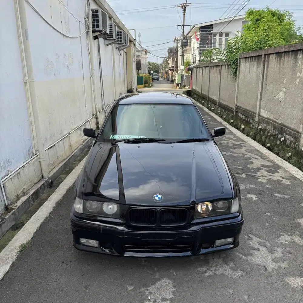BMW E36 323i M52B25