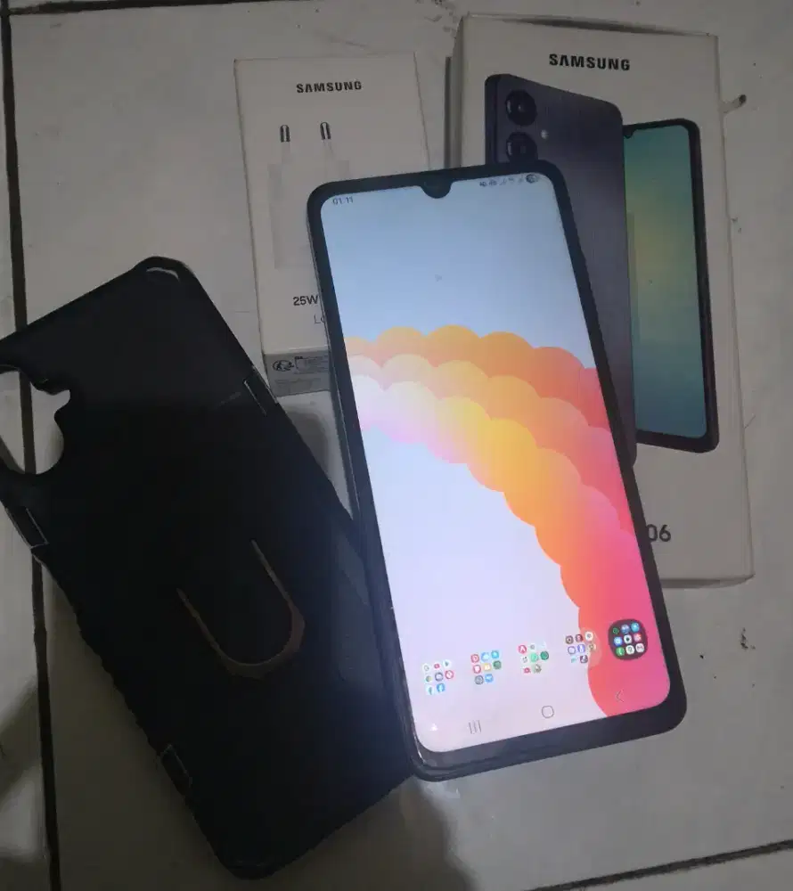 Samsung A06 4 / 64gb