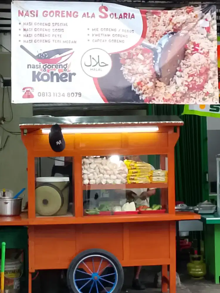 Butuh karyawan untuk nasi goreng