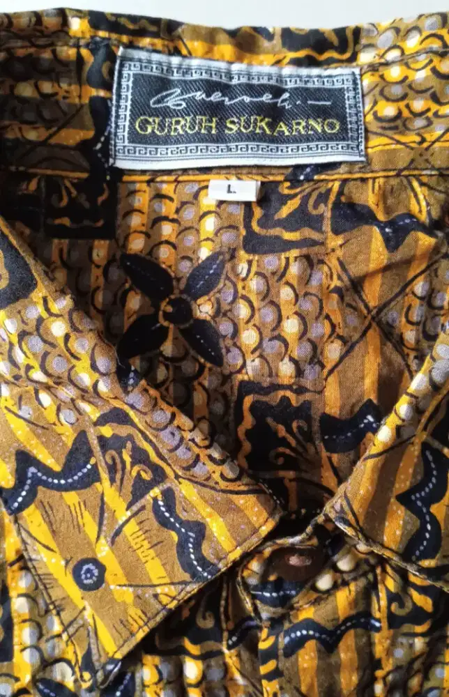 Baju batik karya GSP
