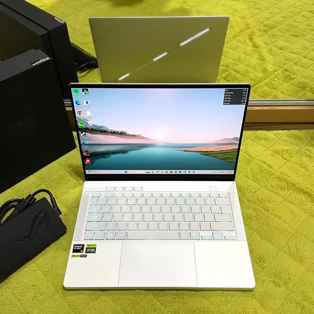 ASUS ROG Zephyrus G14 RTX5060 (GA403UM) - Laptop gaming