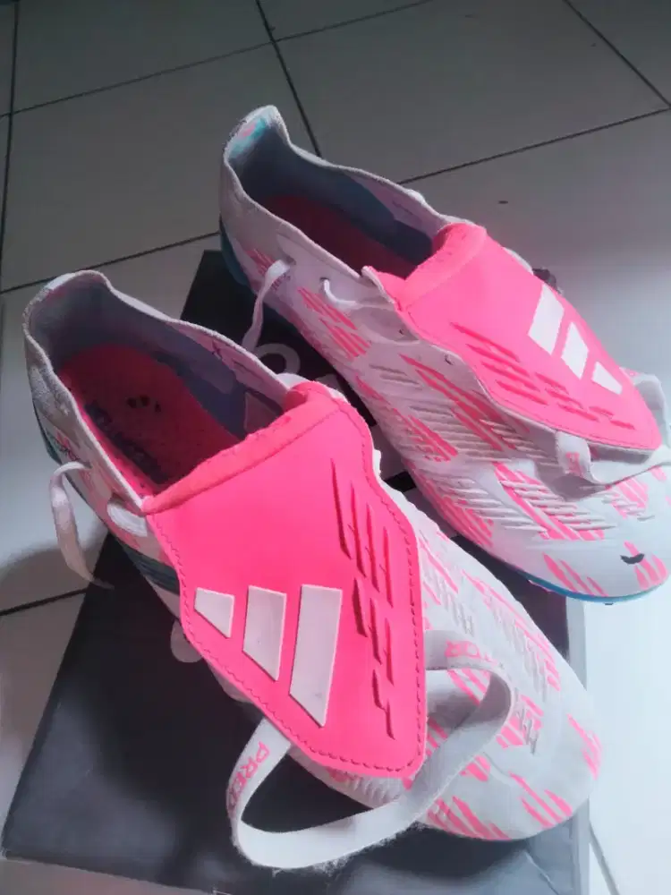 sepatu bola adidas predator uk 41 second