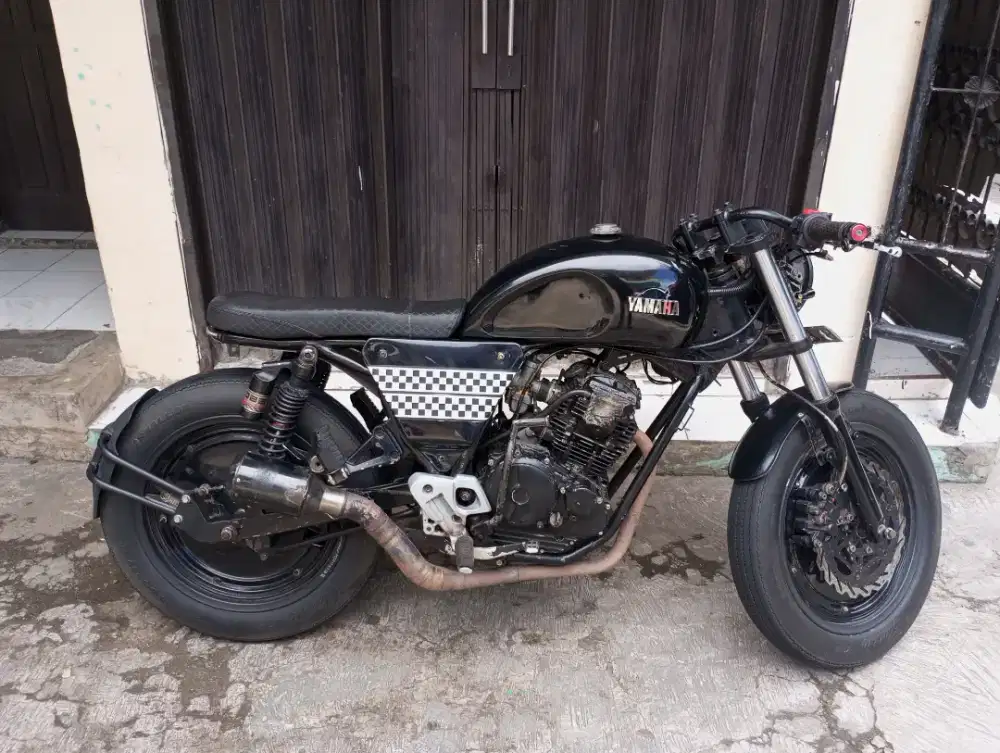 Scorpio Custom Bratstyle