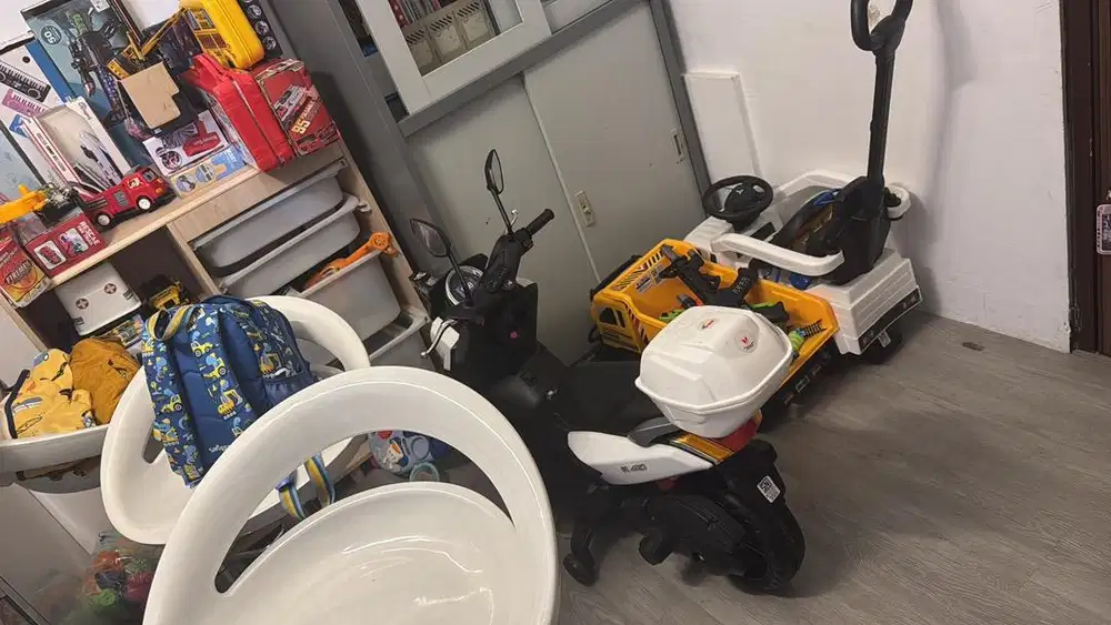 Dibutuhkan Art momong anak 1 usia 2th (Wanita max usia 45th)