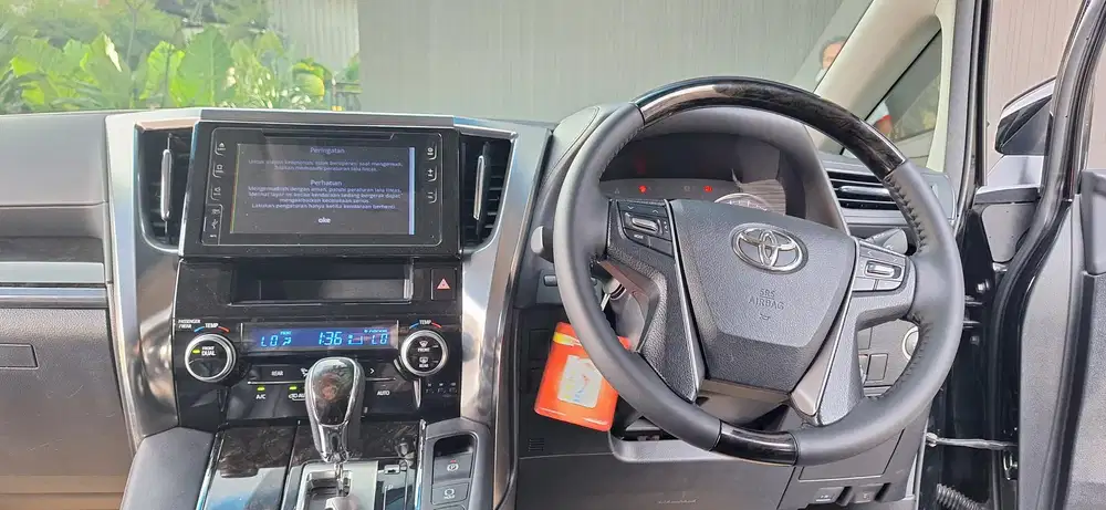 Toyota Vellfire 2.5 G AT 2015