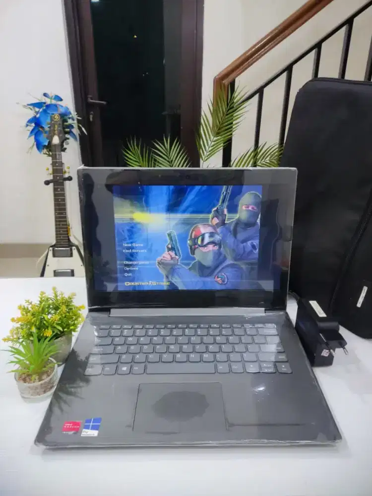 Lenovo Ideapad 330-81D5 Slim DarkEdition [RAM 16GB + SSD 256Gb]