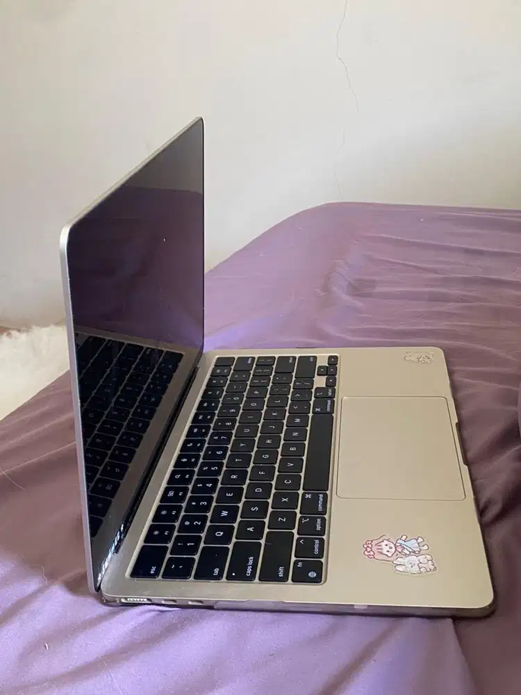 Macbook air m2 2024 ori ibox